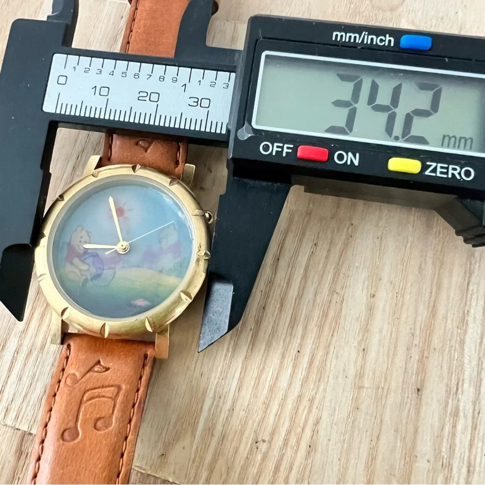 1990’s Musical Timex Hologram Disney Winnie-the-Pooh Watch NEW BATTERY